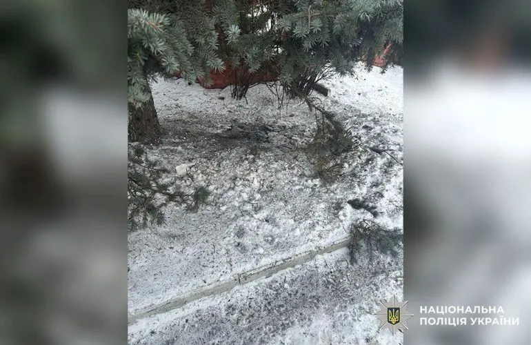 У Полтаві чоловік кинув бойову гранату: пошкоджено авто, постраждалих немає