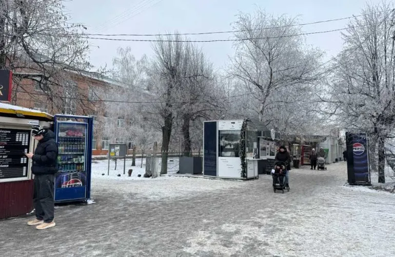 Полтавский горсовет продлил аренду МАФов, разделённых на павильоны