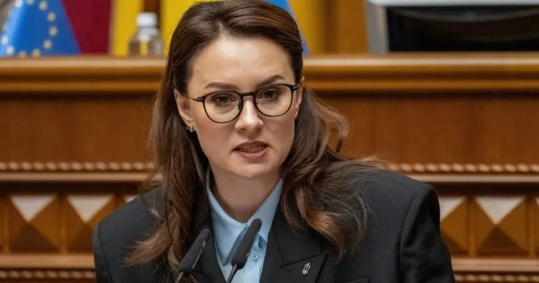 Кабмин повысил минимальные выплаты семьям погибших и пропавших защитников