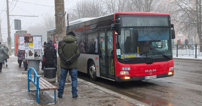 У Полтаві зменшилася кількість великогабаритних автобусів на маршрутах