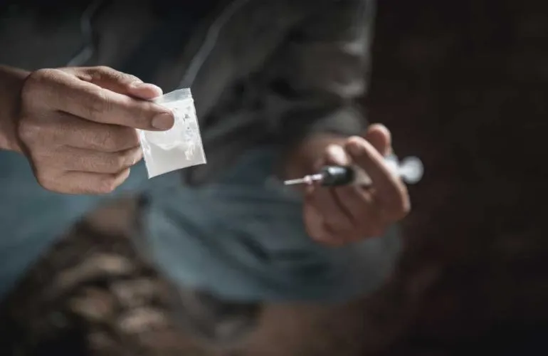 Суд присудив 6 років двом наркоторговцям за збут метадону в Кременчуці й Полтаві