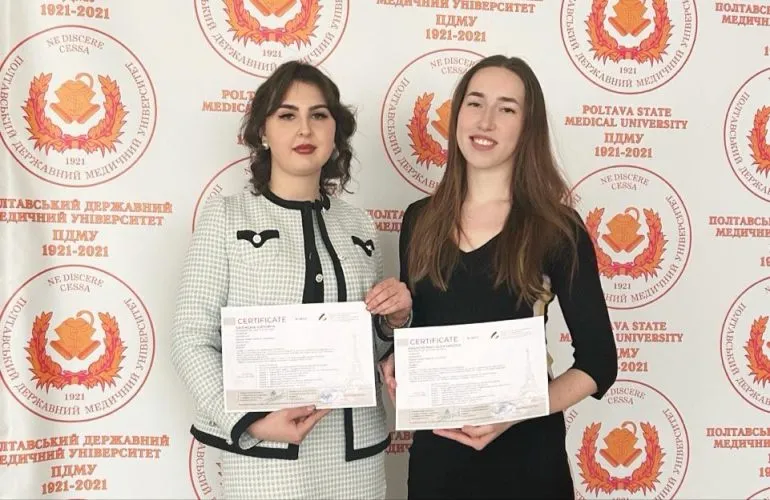 Студентки ПДМУ пройшли стажування у провідних клініках Парижа