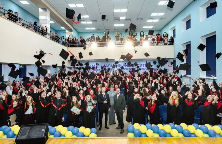 Полтавская политехника вручила дипломы 709 магистрам