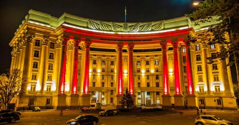 МЗС: новые решения Венгрии подрывают поддержку Украины в ЕС