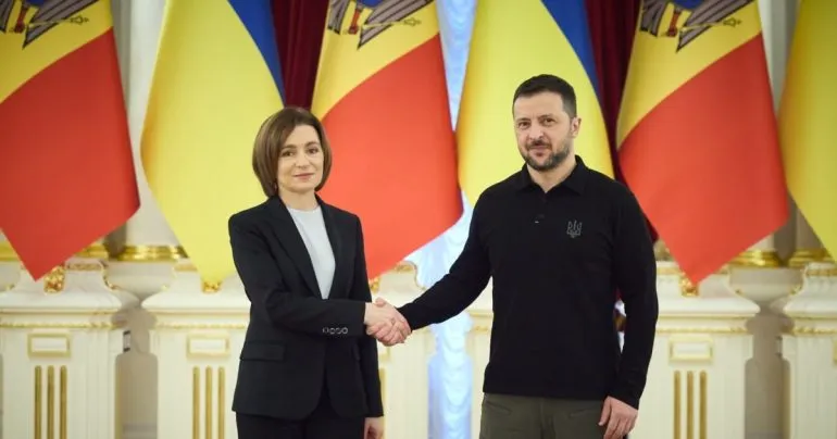 Зеленский и Санду обсудили совместное движение Украины и Молдовы к ЕС