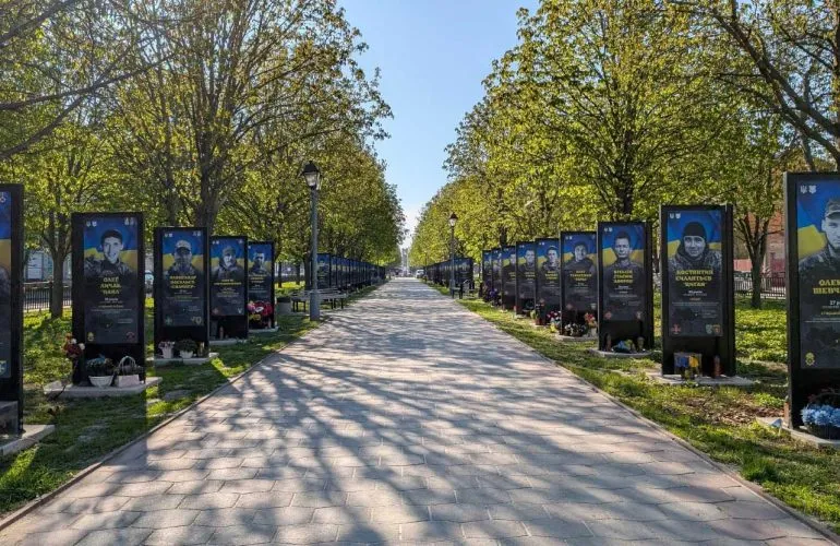 Правила для Аллеи Героев в Полтаве дорабатываются, чтобы не ассоциироваться с кладбищем