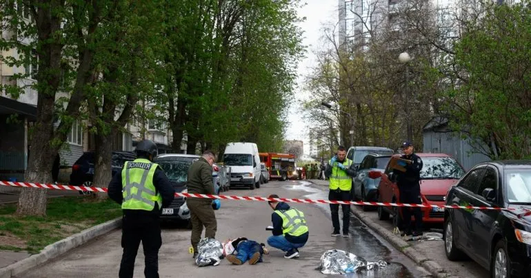 Зеленский призвал пересмотреть протоколы реагирования полиции после теракта в Киеве