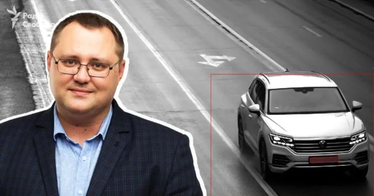 Топпосадовець Херсонської облради задекларував авто, на якому їздить дружина