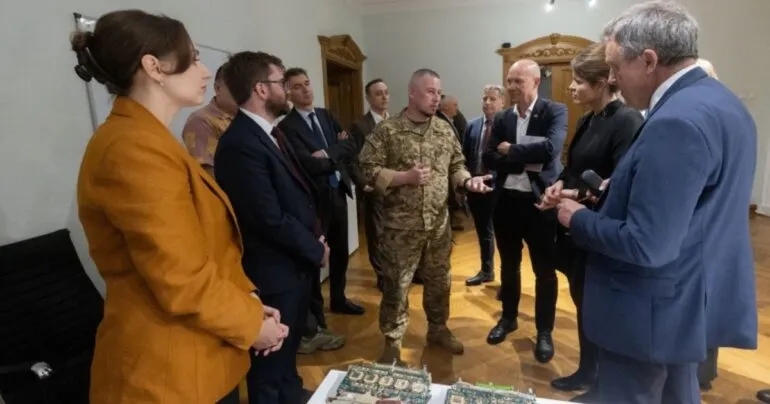 В ОП показали плати та компоненти ракет, використаних у нічній атаці