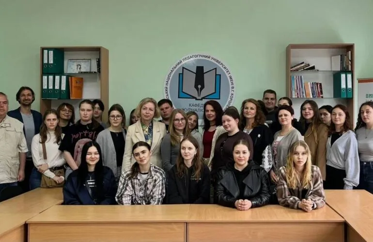 Зустріч з поеткою Мариною Пономаренко в Полтавському педуніверситеті