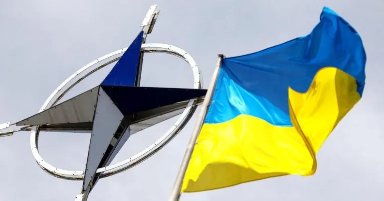 НАТО підтверджує надійність постачань американської зброї Україні