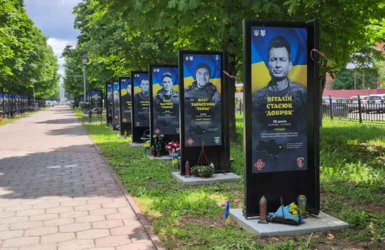 Полтава замовила 96 металевих щитів для меморіалу за 2,83 млн грн