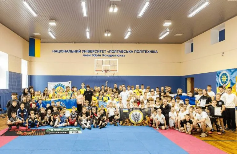 У Полтавській політехніці відбувся відкритий кубок з козацького двобою