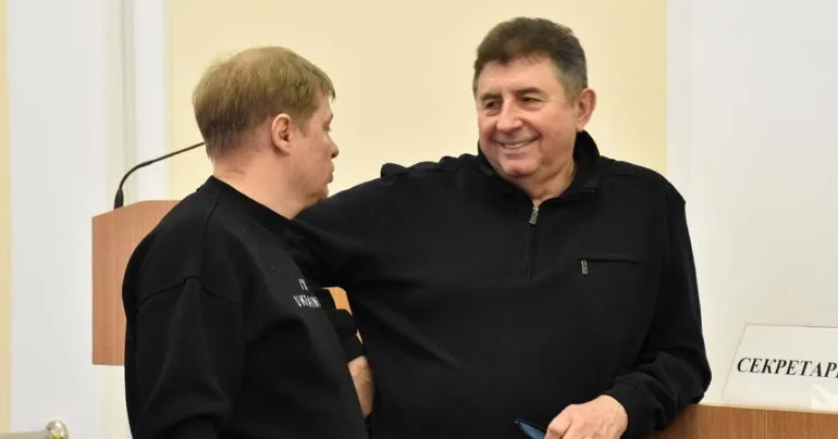 ОВА закликала Полтавську міськраду відкласти політичні прапори й виконати План стійкості